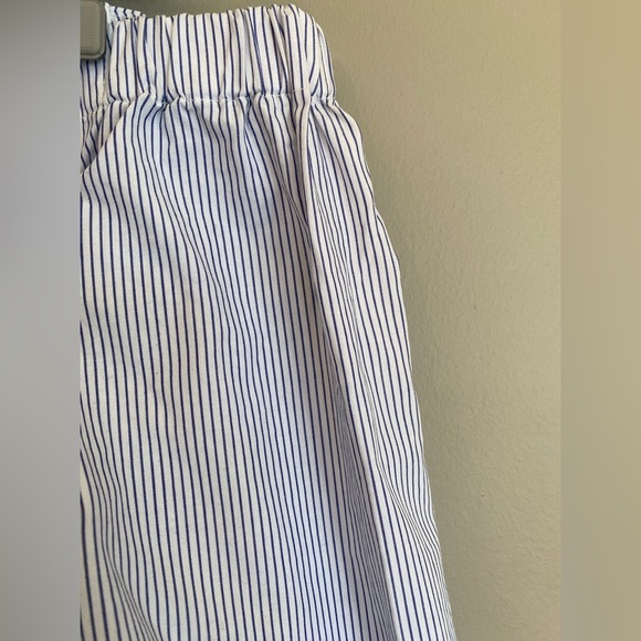 Aritzia Babaton Off the Shoulder Blouse Striped Size XS Cotton - Picture 4 of 8